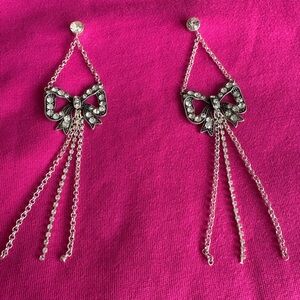 Elegant rhinestone Silver Bow Earrings